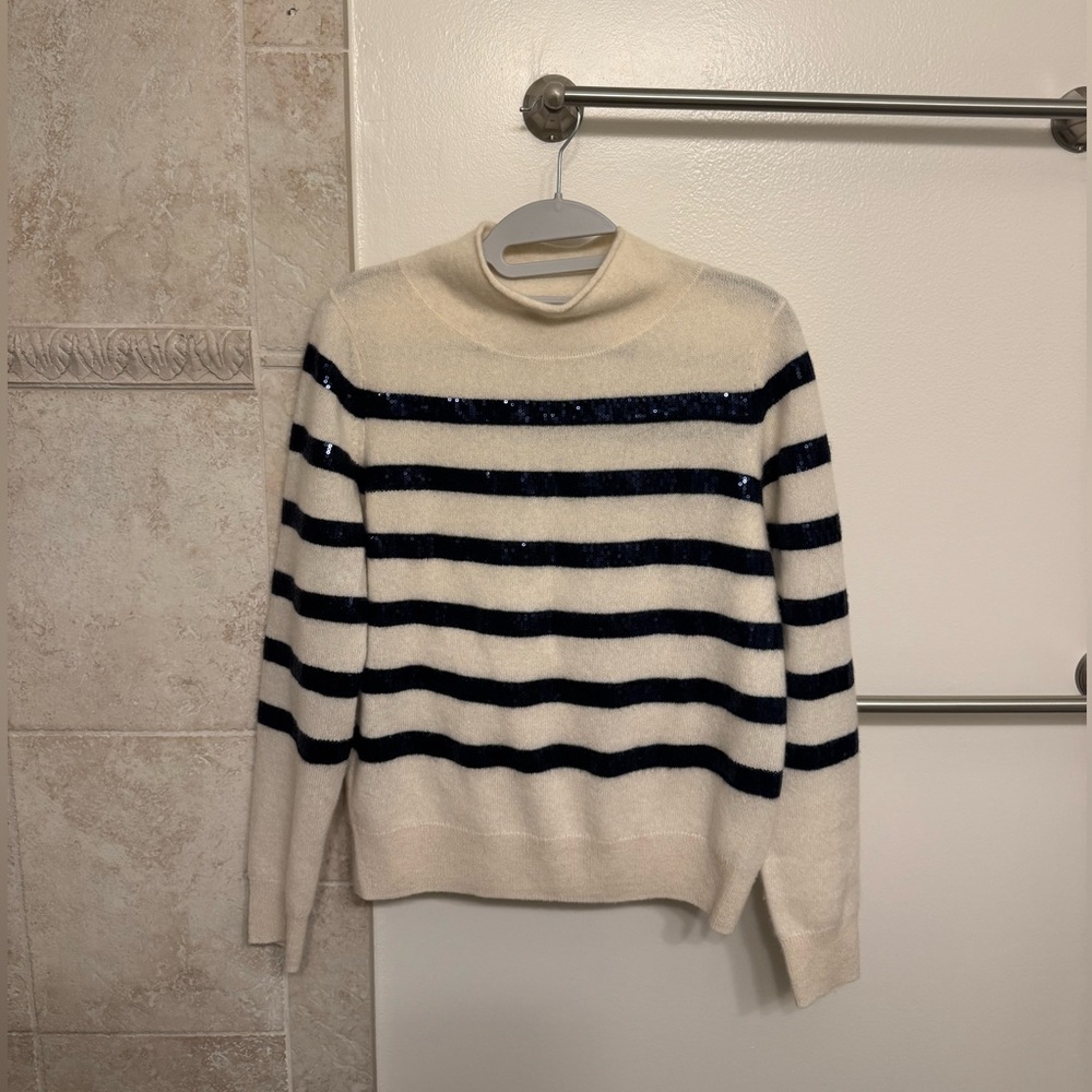 Premium Cashmere Sequin Turtleneck